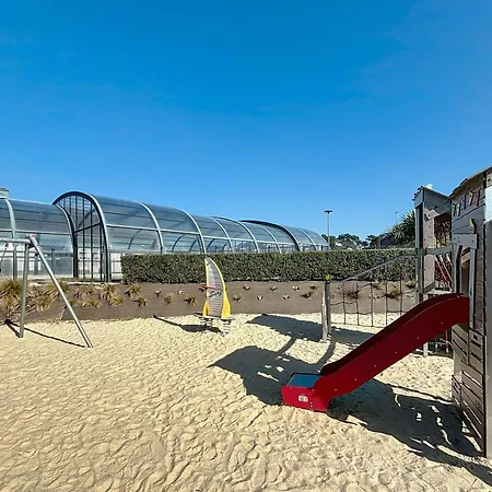 Casa vacanze Mobil-home 6 Pers, 3 Chambres, Piscine Chauffée, à 200m, Terrasse Couverte - Fr-1-361a-12 Jullouville-les-Pins